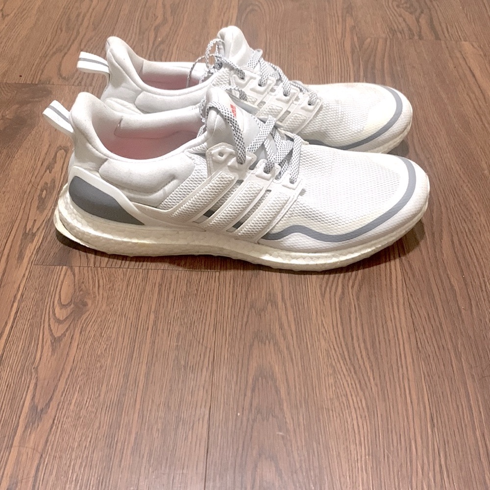 Adidas Ultraboost Men’s 11 White Reflective